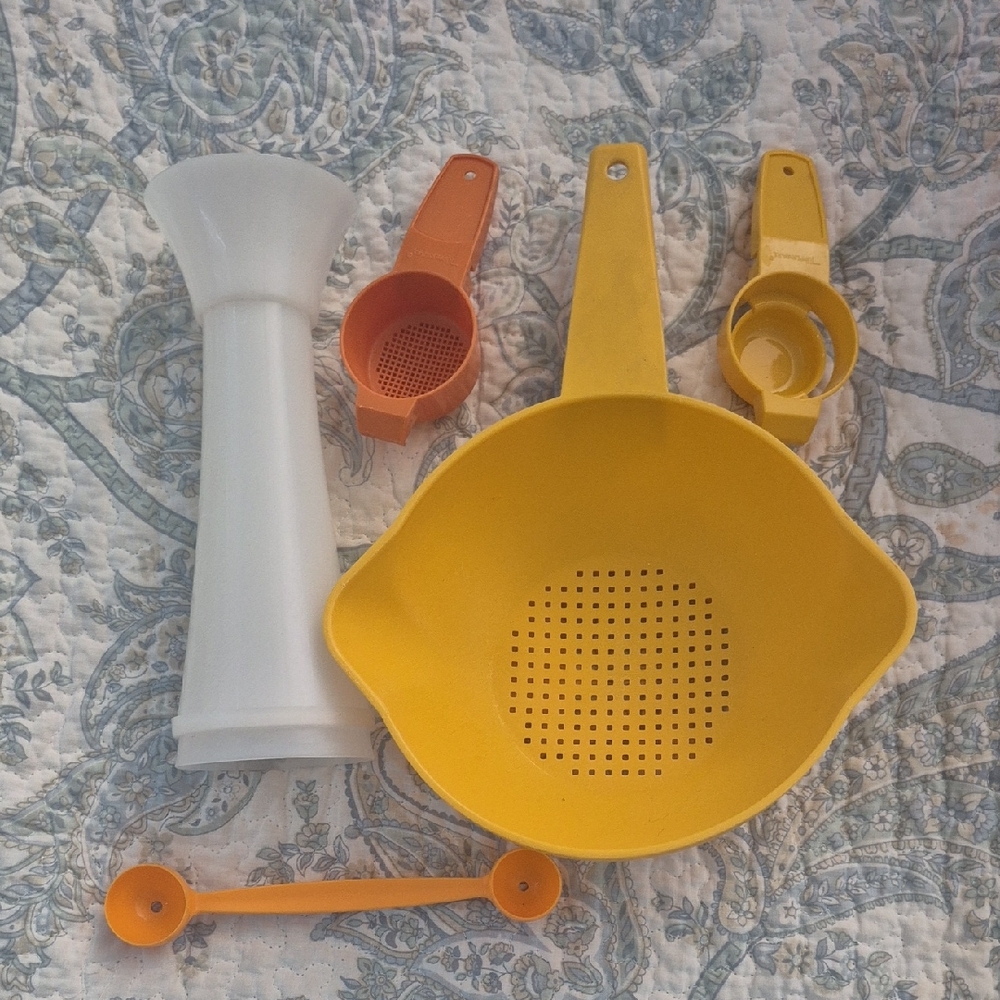 Tupperware Assortment Sifters Egg Seperator Melon Baller